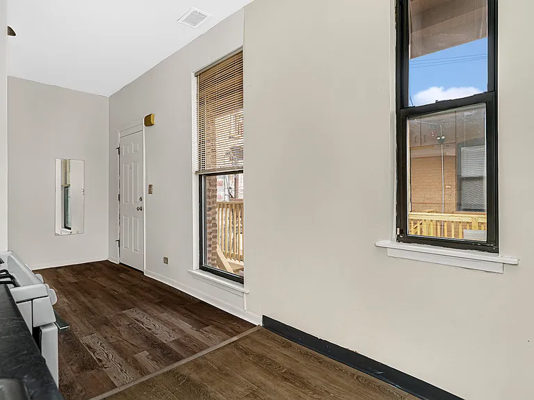 1114 W Taylor St #4 — Photo 6