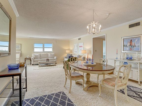 5th image of 1919 Gulf Shore Blvd N