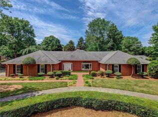 424 Drayton Park Dr, Kernersville, NC 27284