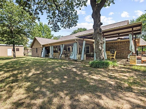 2nd image of 112 Knight Ct