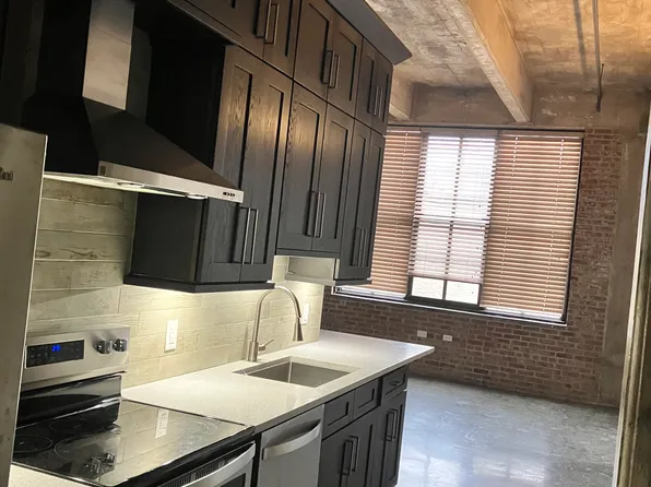 225 McWhorter St, Newark, NJ