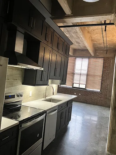 225 McWhorter St Photo 1