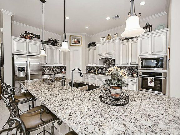 5th image of 27019 Carmel Falls Ln