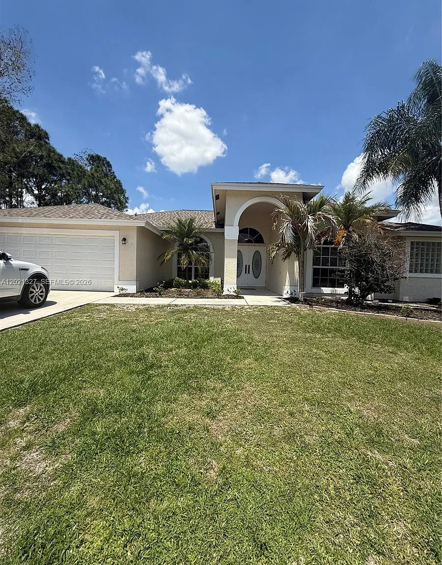 Port St Lucie Section 44 — Photo 1