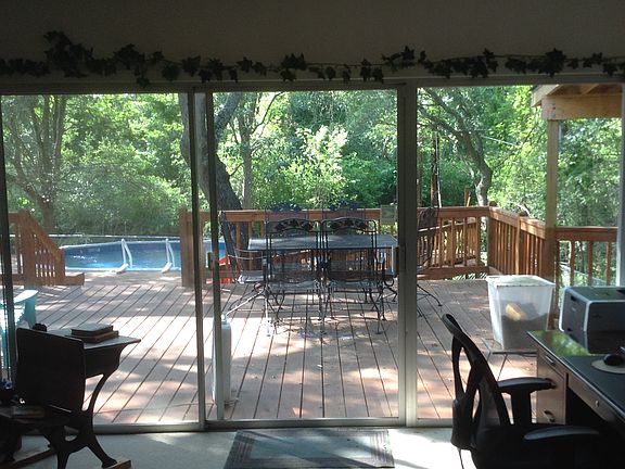 5th image of 208 Greenway Dr