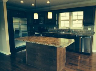 1562 Cleveland Road, Lebanon, VA 24266