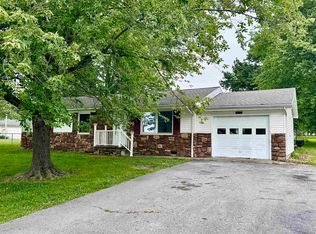 21773 Illinois Ave, Thompsonville, IL 62890