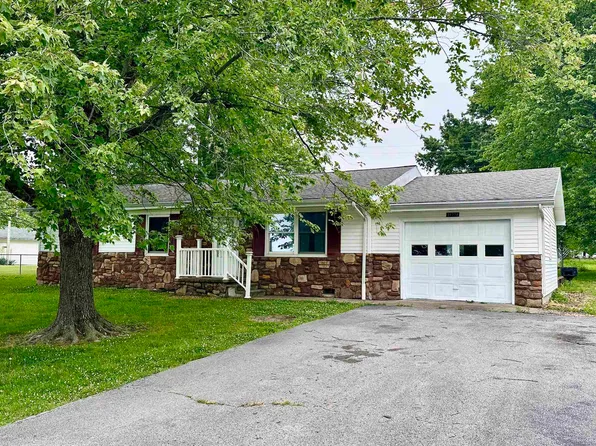 21773 Illinois Ave, Thompsonville, IL 62890