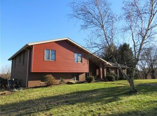 40 Nanak Dr, New Kensington, PA 15068