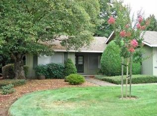 33 Aspen Meadows Cir, Santa Rosa, CA 95409