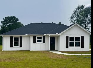 81 Jamie Rd, Carriere, MS 39426