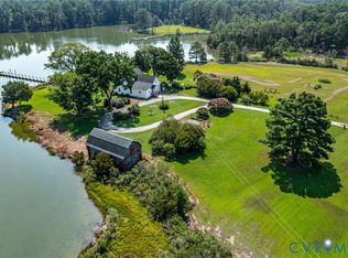 157 Hazzard Ln, Lancaster, VA 22503