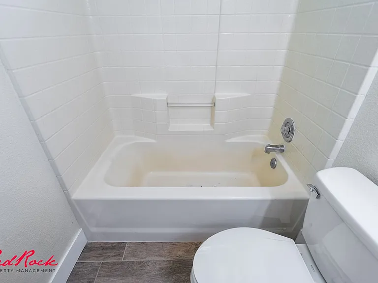 441 E Sunland Dr #6 — Photo 60