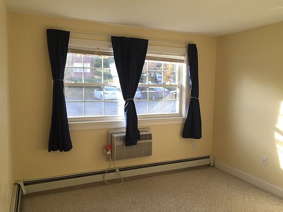 5th image of 10 Washington Park Dr #6