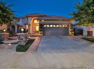 11422 Santini Ln, Northridge, CA 91326