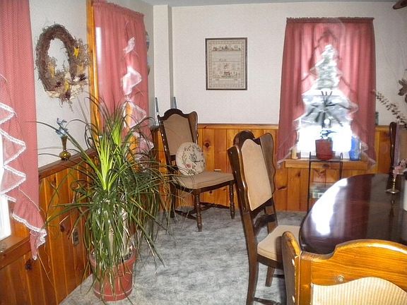 view dining room