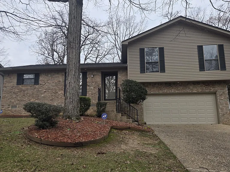 310 Nix Rd — Photo 1