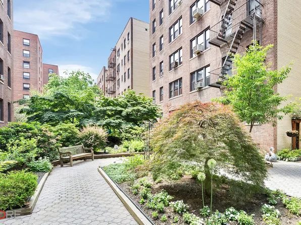 35-15 84th Street 2E image 9 of 10