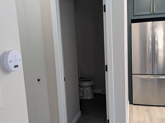 4th image of 1034 Clyde Ave