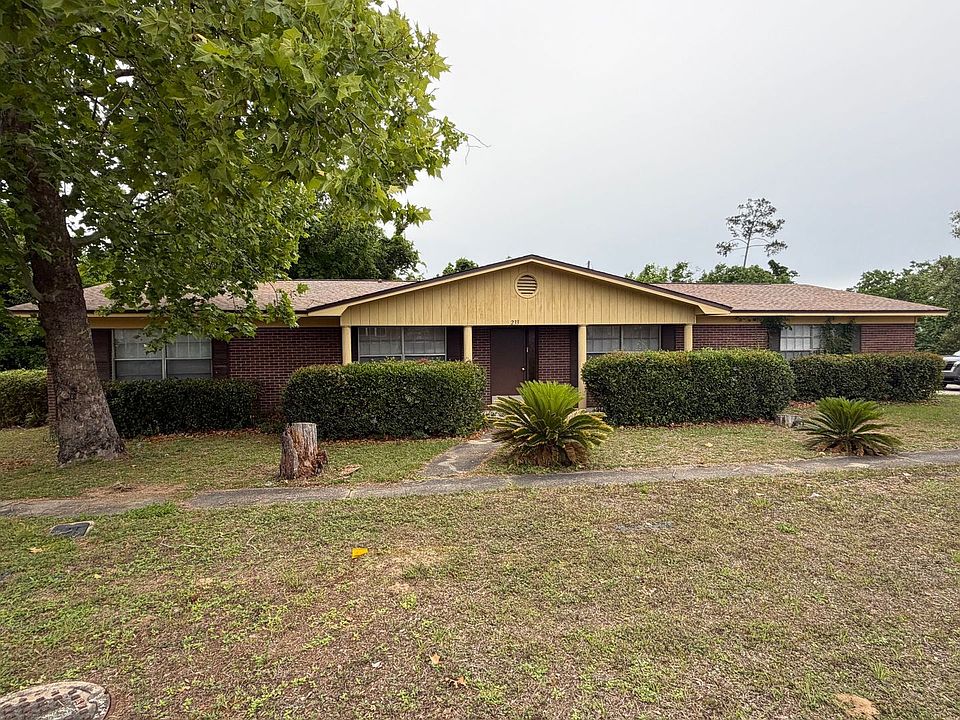 1st image of 233 S Jan Dr