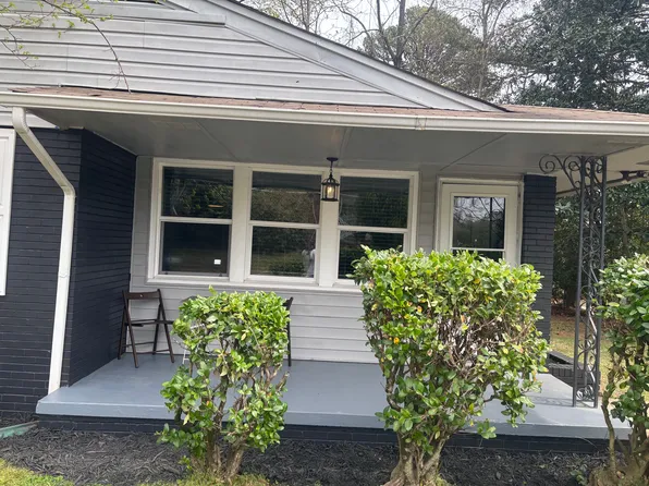 3 bed, 1.0 bath, 1100 sqft, $1,100, (undisclosed Address), Charlotte, NC 28216