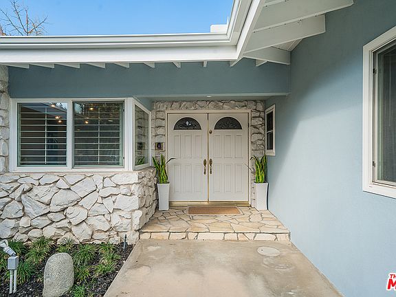 3rd image of 4449 Nogales Dr