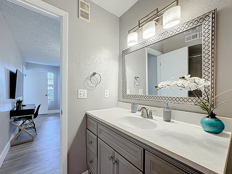 11540 Westwood Blvd #218 — Photo 15