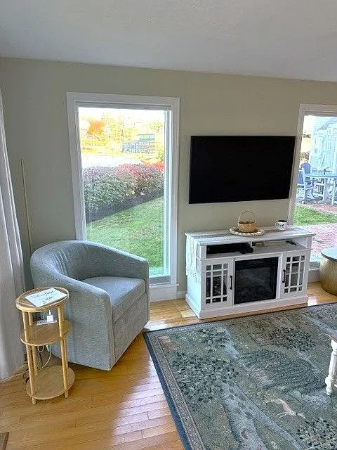 1 bed, 1.5 bath, 795 sqft, $2,800 — Photo 2
