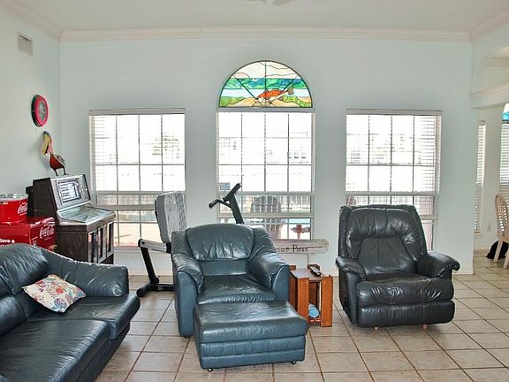 5th image of 115 Mackerel Ct