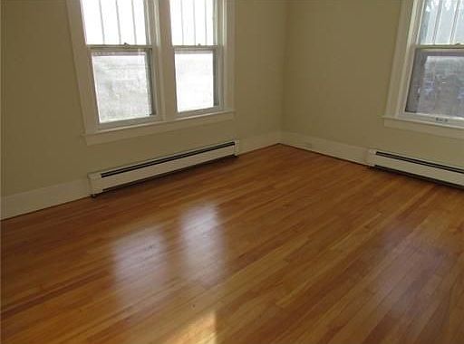 4th image of 1320 W Huron St
