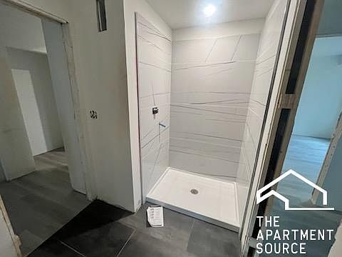5th image of 4951 N Saint Louis Ave #1N