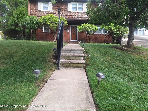 2nd image of 13 Park Ln N