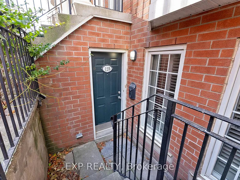 12 B Portland St #Townhouse B — Photo 21
