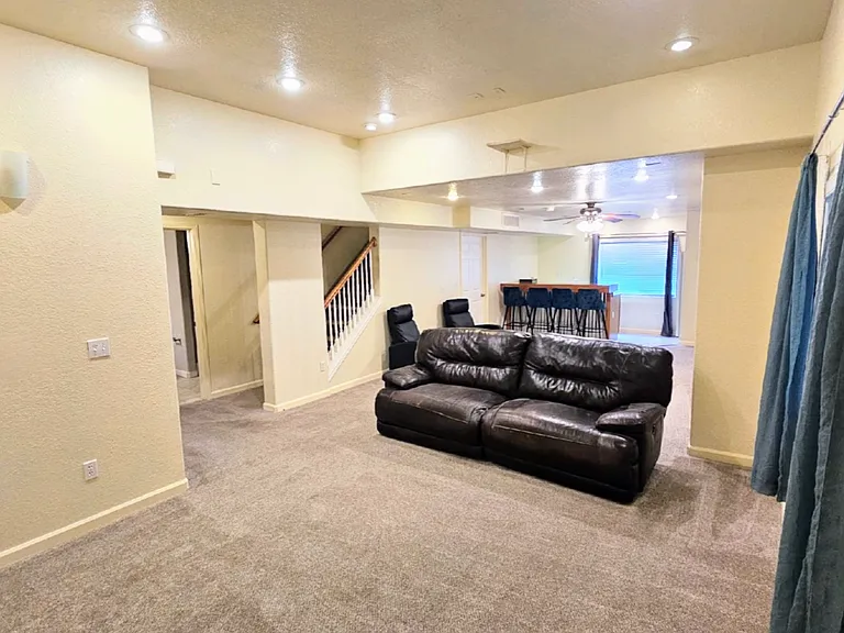 5393 Statute Dr — Photo 1