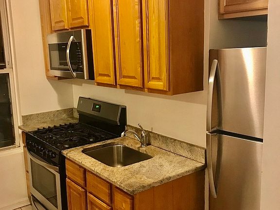 5th image of 4-37 27th Ave #3