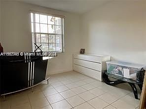 4th image of 3335 NE 13th Circle Drive 104 #27