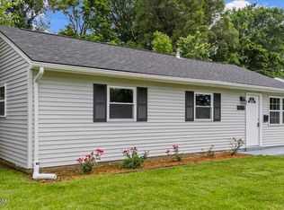 4716 Palma Rd, Louisville, KY 40272