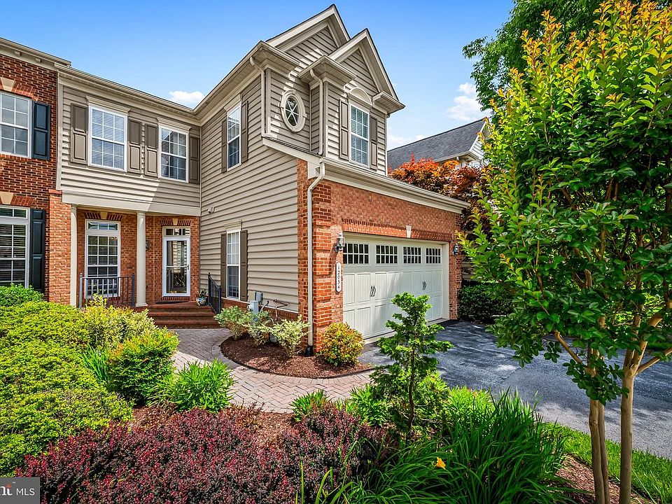 1st image of 12034 Windsor Moss Unit 107