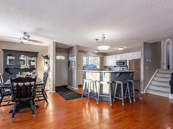2nd image of 9406 99a Ave