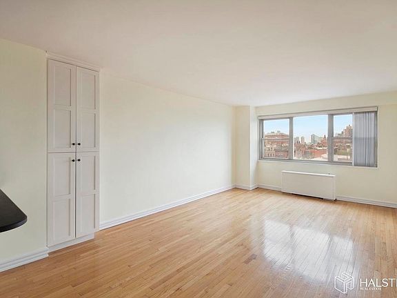 3rd image of 15 Charles St APT 10H