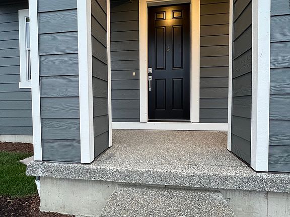 5th image of 4953 87th Ave NE