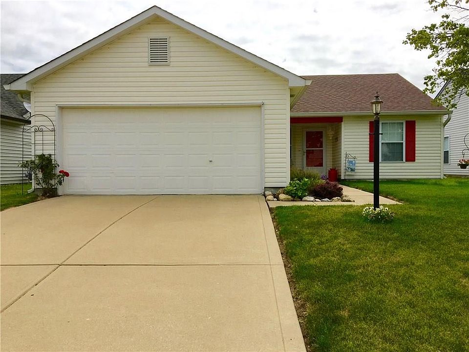 2nd image of 1415 Egret Ln