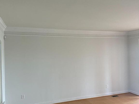 4th image of 1205 Summerswood Dr
