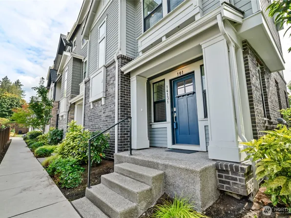 14131 266th Avenue NE #101, Duvall, WA 98019