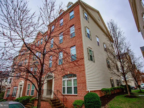 15063 Leicestershire St #83, Woodbridge, VA 22191