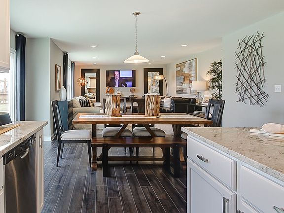 Dining area adjacent to kitchen