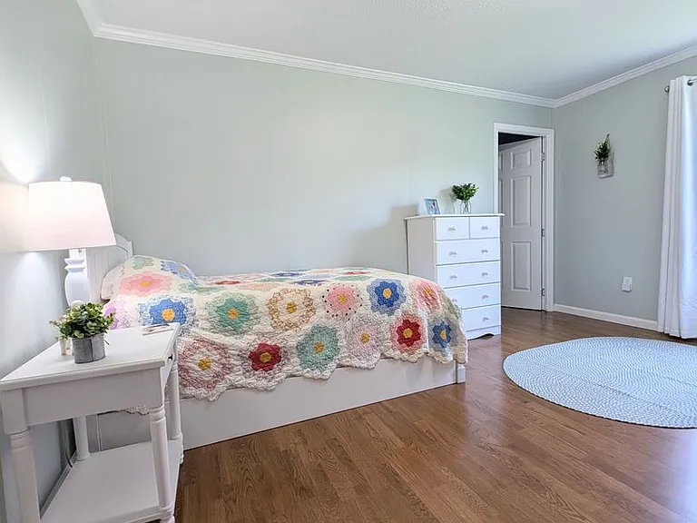 1055 Gunter Corner Rd — Photo 13