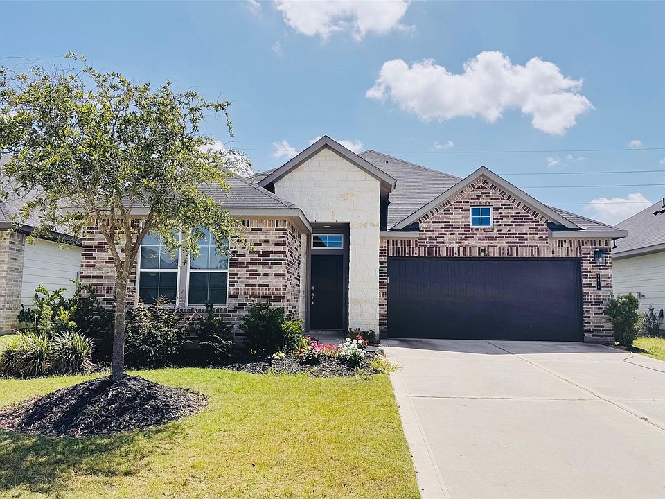 1st image of 7410 Pin Oak Pr