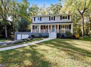 8613 Janet Ln, Vienna, VA 22180