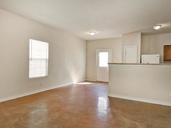 3rd image of 7823 Kingsbury Way Unit 2